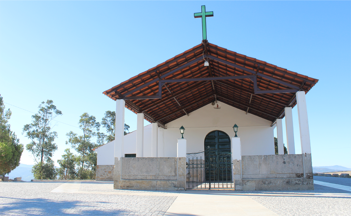Eglise de São Mamede paroisse de Agrochão Eglise de São Mamede paroisse de Agrochão